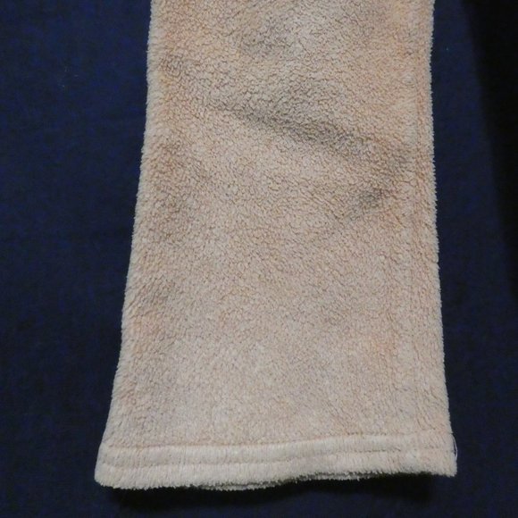 ROOTS GIRL | 3 XL | Orange Fleece Pants with Flower Design On Leg - Picture 4 of 9